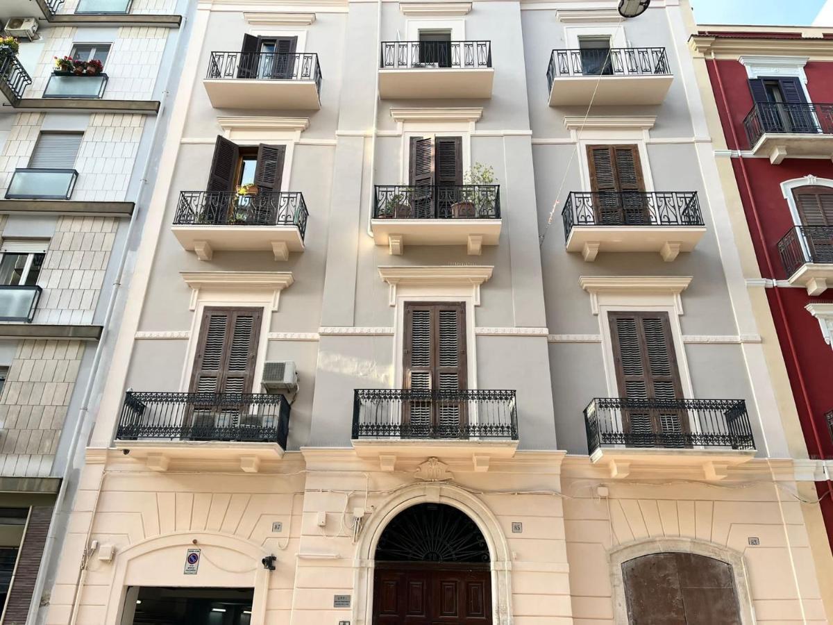 Apartment City Center Eighty-Five Bari Kültér fotó