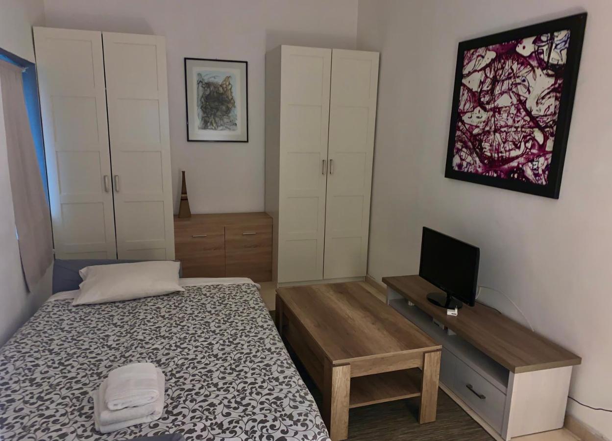 Apartment City Center Eighty-Five Bari Kültér fotó