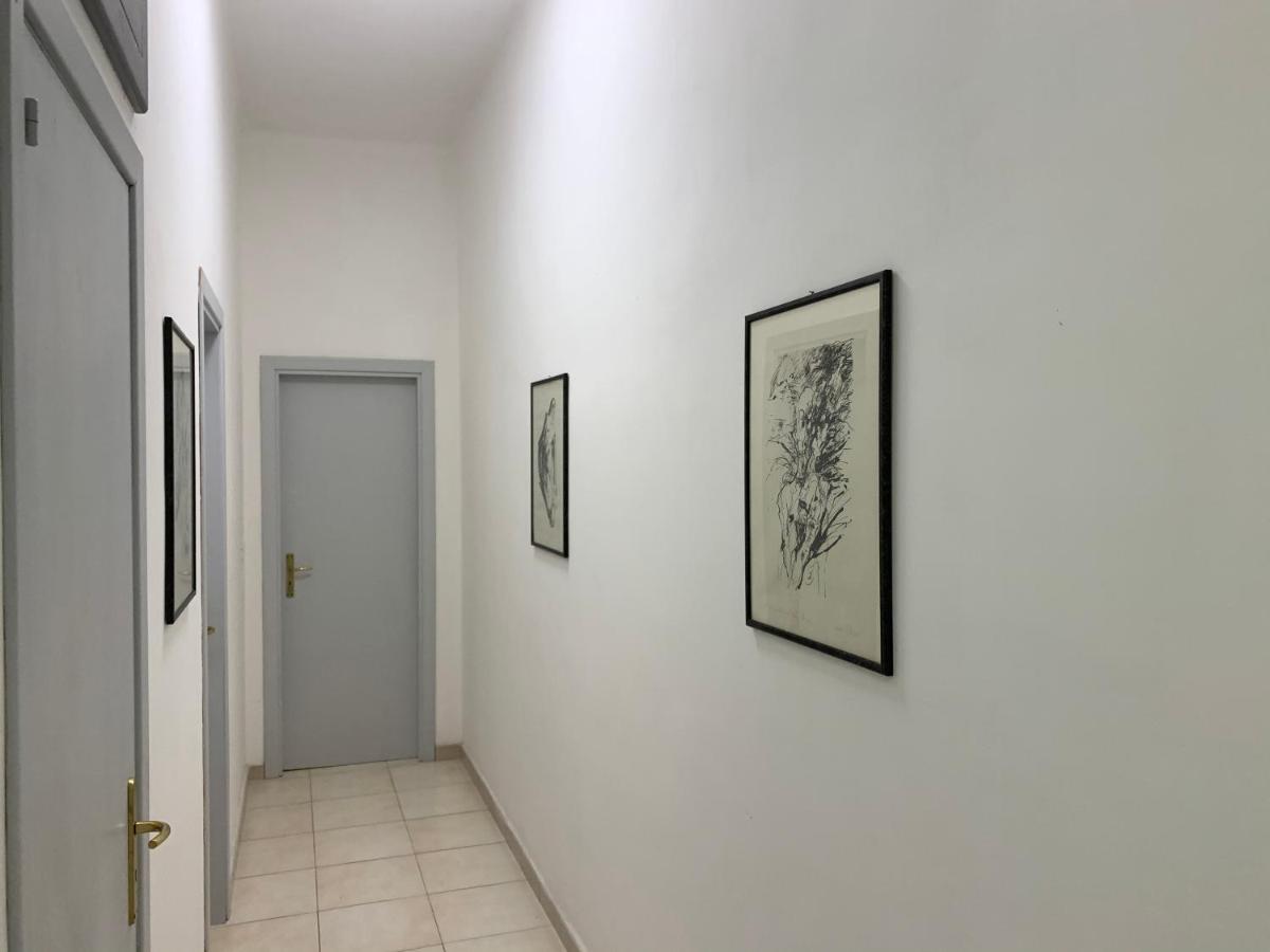 Apartment City Center Eighty-Five Bari Kültér fotó