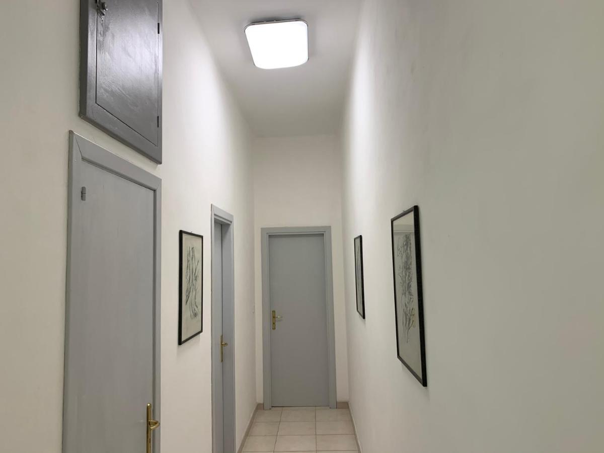 Apartment City Center Eighty-Five Bari Kültér fotó