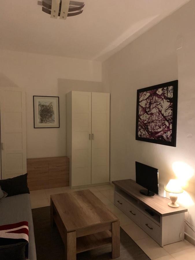 Apartment City Center Eighty-Five Bari Kültér fotó